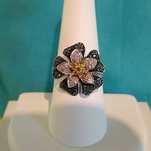 Affinity Diamond Flower Ring